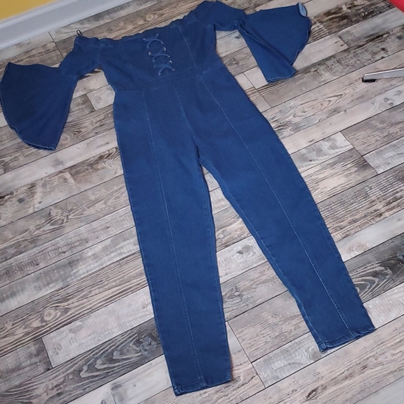 Flying tomato jumpsuit - Picture 3 of 3